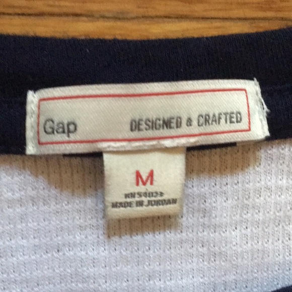 NWOT Thermal Raglan white and Navy Top - Picture 2 of 7